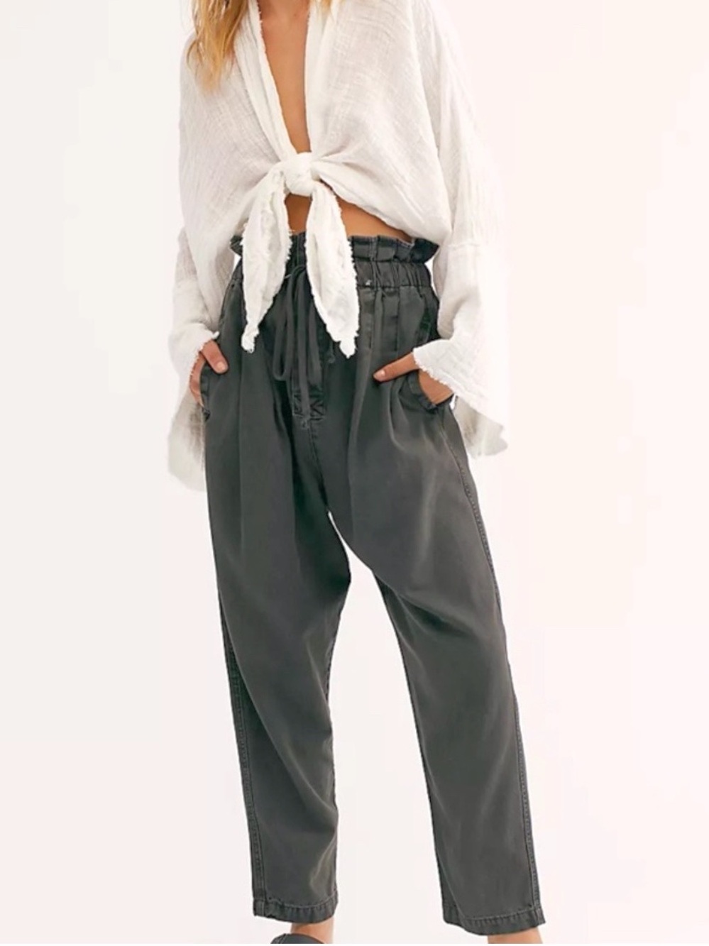 Free People Margate Pleated Trouser in Washed Black Size XS